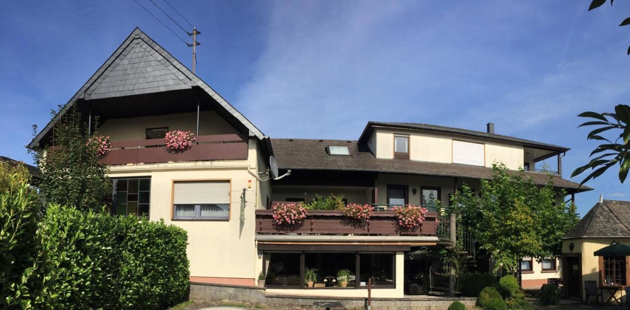Echternacherbruck Pension Zum Golfstuebchen מראה חיצוני תמונה